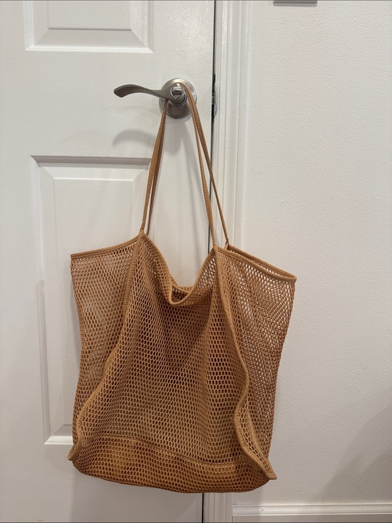 Handbags - Mesh Beach Tote